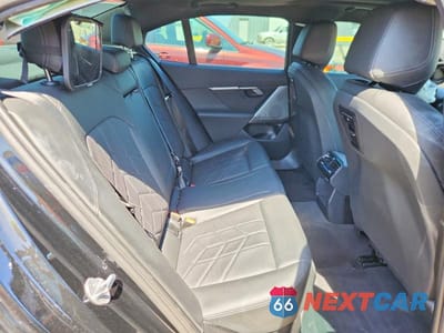 Zdjęcie 10 z 12 samochodu: 2025 BMW 530 XI VIN:WBA53FJ05SCT20511 - miniatura