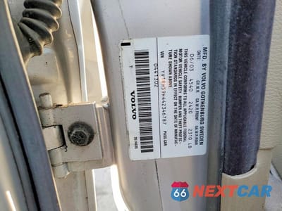 Zdjęcie 12 z 12 samochodu: 2004 VOLVO S60 2.5T VIN:YV1RH59H442346787 - miniatura