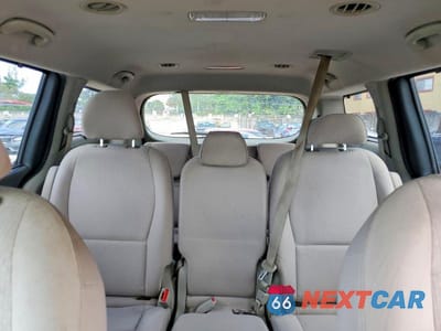 Zdjęcie 10 z 13 samochodu: 2016 KIA SEDONA LX VIN:KNDMB5C17G6198838 - miniatura