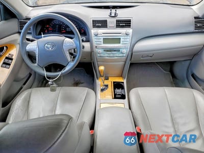 Zdjęcie 8 z 11 samochodu: 2007 TOYOTA CAMRY LE V6 VIN:4T1BK46K57U503654 - miniatura