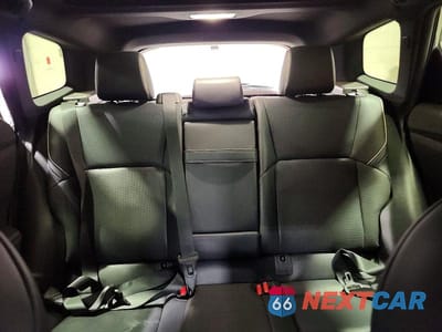 Zdjęcie 10 z 14 samochodu: 2025 TOYOTA CROWN SIGNIA LIMITED VIN:JTDACAAJ5S3025678 - miniatura