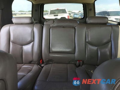 Zdjęcie 10 z 14 samochodu: 2005 GMC YUKON XL K1500 VIN:3GKFK16Z35G165600 - miniatura
