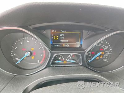 Zdjęcie 9 z 11 samochodu: 2017 FORD FOCUS SE VIN:1FADP3F26HL296052 - miniatura