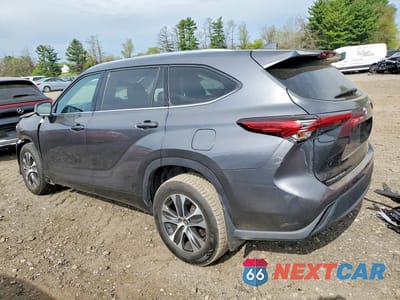 Drugie zdjęcie samochodu z przodu: 2021 TOYOTA HIGHLANDER XLE VIN:5TDGZRBH6MS069161 - miniatura