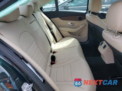 Zdjęcie 10 z 12 samochodu: 2019 MERCEDES-BENZ C 300 VIN:55SWF8DB6KU301331 - miniatura