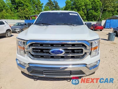 Piąte zdjęcie samochodu w środku: 2023 FORD F150 SUPERCREW VIN:1FTFW1E53PFB25777 - miniatura