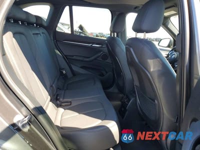 Zdjęcie 10 z 13 samochodu: 2016 BMW X1 XDRIVE28I VIN:WBXHT3C35G5E55057 - miniatura