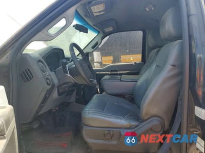 Zdjęcie 7 z 12 samochodu: 2014 FORD F550 SUPER DUTY VIN:1FDUF5GY9EEB37548 - miniatura