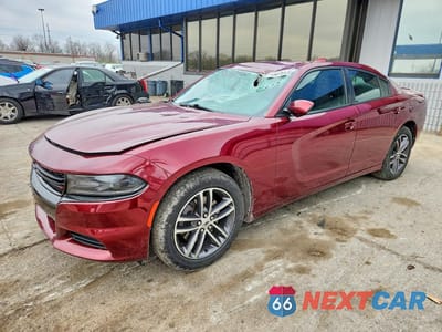 2019 DODGE CHARGER SXT 2C3CDXJGXKH678974 - główne zdjęcie licytacji z USA - miniatura