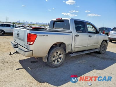 Trzecie zdjęcie samochodu z tyłu: 2014 NISSAN TITAN SV VIN:1N6AA0EC1EN514290 - miniatura