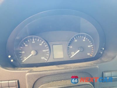 Zdjęcie 9 z 13 samochodu: 2018 MERCEDES BENZ SPRINTER 2500 DELIVERY VAN VIN:WD3PE7CD5JP622748 - miniatura