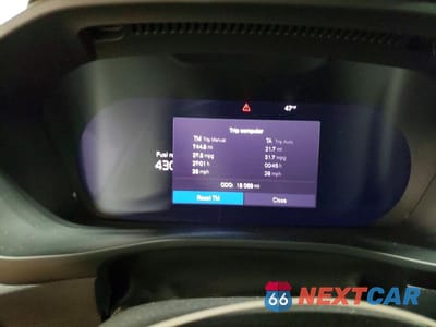 Zdjęcie 9 z 12 samochodu: 2024 VOLVO XC40 ULTIMATE VIN:YV4L12UM2R2214604 - miniatura