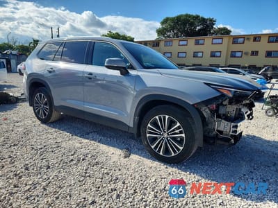 Czwarte zdjęcie samochodu z boku: 2025 TOYOTA GRAND HIGHLANDER HYBRID MAX PLATINUM VIN:5TDADAB58SS012548 - miniatura