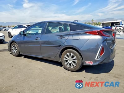 Drugie zdjęcie samochodu z przodu: 2022 TOYOTA PRIUS PRIME LE VIN:JTDKAMFP2N3201194 - miniatura