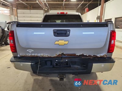 Zdjęcie 6 z 13 samochodu: 2013 CHEVROLET SILVERADO K1500 LT VIN:3GCPKSE71DG339636 - miniatura