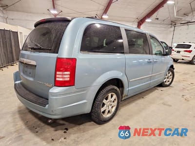 Trzecie zdjęcie samochodu z tyłu: 2010 CHRYSLER TOWN & COUNTRY TOURING VIN:2A4RR5D10AR284633 - miniatura