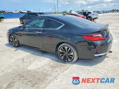 Trzecie zdjęcie samochodu z tyłu: 2016 HONDA ACCORD EX VIN:1HGCT1A73GA006323 - miniatura