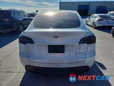 Zdjęcie 6 z 13 samochodu: 2022 TESLA MODEL Y VIN:7SAYGDEEXNF422959 - miniatura