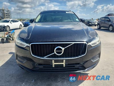 Piąte zdjęcie samochodu w środku: 2018 VOLVO XC60 T5 MOMENTUM VIN:YV4102RKXJ1062986 - miniatura
