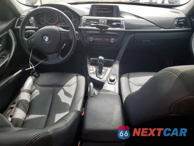 Zdjęcie 8 z 12 samochodu: 2014 BMW 320 I XDRIVE VIN:WBA3C3C58EPV90912 - miniatura