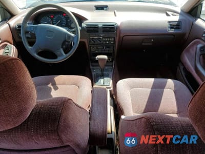 Zdjęcie 8 z 12 samochodu: 1992 HONDA ACCORD EX VIN:1HGCB7678NA008323 - miniatura
