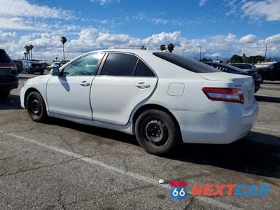 Drugie zdjęcie samochodu z przodu: 2011 TOYOTA CAMRY LE VIN:4T4BF3EK6BR127433 - miniatura