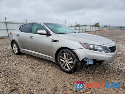 Czwarte zdjęcie samochodu z boku: 2013 KIA OPTIMA LX VIN:KNAGM4A74D5369696 - miniatura
