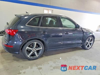 Trzecie zdjęcie samochodu z tyłu: 2015 AUDI Q5 PRESTIGE VIN:WA1WGAFP8FA006030 - miniatura