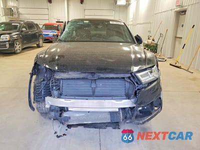 Piąte zdjęcie samochodu w środku: 2019 AUDI Q5 PREMIUM PLUS VIN:WA1BNAFY3K2089688 - miniatura