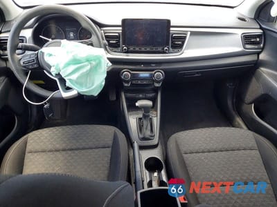 Zdjęcie 8 z 12 samochodu: 2023 KIA RIO S VIN:3KPA25AD4PE546671 - miniatura