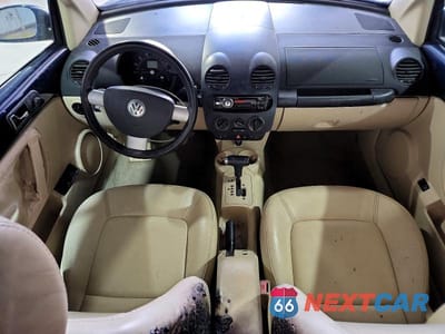 Zdjęcie 8 z 12 samochodu: 2003 VOLKSWAGEN NEW BEETLE GLS VIN:3VWCK21Y43M325515 - miniatura