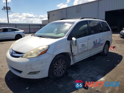 2010 TOYOTA SIENNA XLE LIMITED 5TDYK4CC3AS298956 - główne zdjęcie licytacji z USA - miniatura