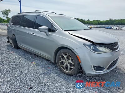Czwarte zdjęcie samochodu z boku: 2017 CHRYSLER PACIFICA TOURING L VIN:2C4RC1BG3HR668181 - miniatura
