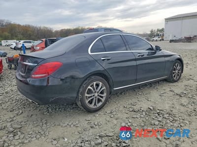 Trzecie zdjęcie samochodu z tyłu: 2016 MERCEDES-BENZ C 300 4MATIC VIN:55SWF4KB1GU111455 - miniatura