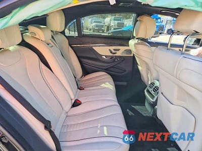 Zdjęcie 10 z 12 samochodu: 2018 MERCEDES-BENZ S 560 VIN:WDDUG8DB4JA405173 - miniatura