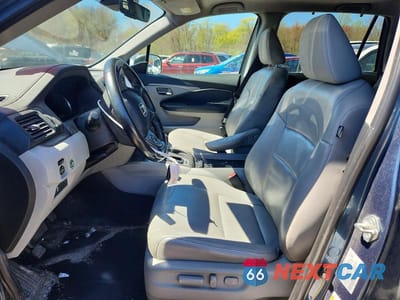 Zdjęcie 7 z 14 samochodu: 2020 HONDA PILOT EXL VIN:5FNYF6H56LB061153 - miniatura