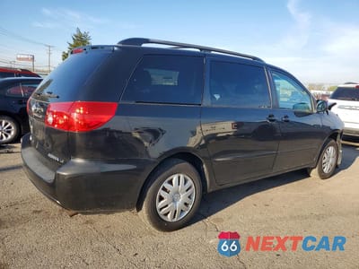 Trzecie zdjęcie samochodu z tyłu: 2010 TOYOTA SIENNA LE 7-PASSENGER VIN:5TDKK4CC5AS327184 - miniatura