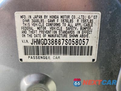 Zdjęcie 12 z 12 samochodu: 2007 HONDA FIT S VIN:JHMGD38667S058057 - miniatura