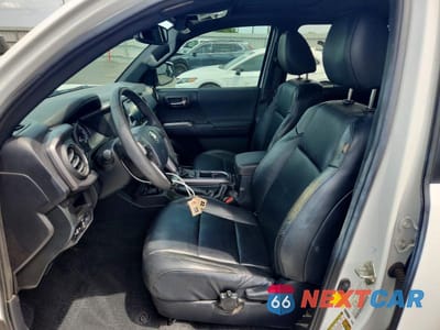 Zdjęcie 7 z 12 samochodu: 2019 TOYOTA TACOMA TRD SPORT VIN:3TMAZ5CN3KM112760 - miniatura
