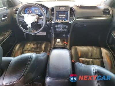 Zdjęcie 8 z 12 samochodu: 2022 CHRYSLER 300 S VIN:2C3CCABG9NH256469 - miniatura