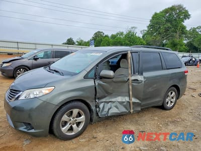 2014 TOYOTA SIENNA LE 5TDKK3DC2ES476330 - główne zdjęcie licytacji z USA - miniatura
