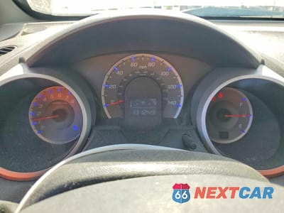 Zdjęcie 9 z 12 samochodu: 2009 HONDA FIT SPORT VIN:JHMGE88459S036627 - miniatura