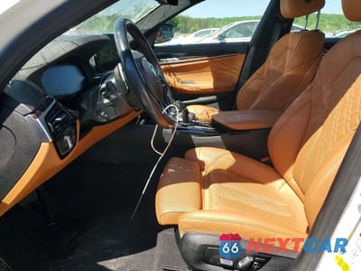 Zdjęcie 7 z 12 samochodu: 2021 BMW 540 I VIN:WBA53BJ03MWW93248 - miniatura