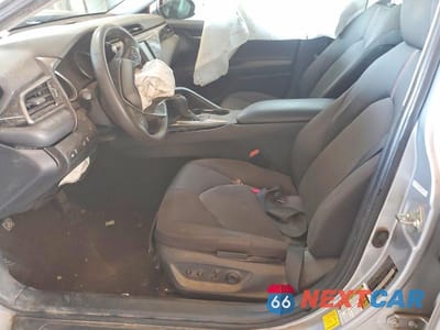Zdjęcie 7 z 11 samochodu: 2020 TOYOTA CAMRY LE VIN:4T1C11AK0LU365321 - miniatura