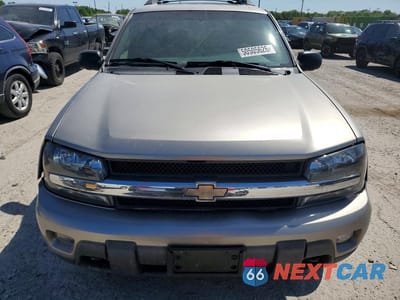Piąte zdjęcie samochodu w środku: 2003 CHEVROLET TRAILBLAZER EXT VIN:1GNET16S336174827 - miniatura