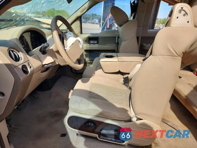 Zdjęcie 7 z 12 samochodu: 2006 FORD F150 VIN:1FTRX12W16NB36062 - miniatura