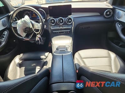 Zdjęcie 8 z 13 samochodu: 2021 MERCEDES-BENZ GLC 300 VIN:W1N0G8DB9MV264843 - miniatura