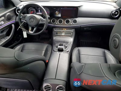 Zdjęcie 8 z 11 samochodu: 2018 MERCEDES-BENZ E 300 4MATIC VIN:WDDZF4KB2JA371898 - miniatura