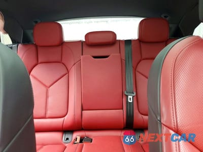 Zdjęcie 10 z 13 samochodu: 2025 PORSCHE MACAN S VIN:WP1AG2A50SLB41527 - miniatura