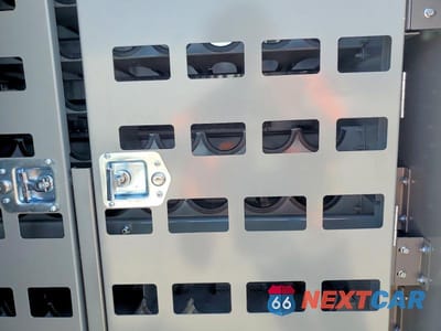 Zdjęcie 10 z 12 samochodu: 2025 FORD TRANSIT T-250 VIN:1FTBR2X89SKA70948 - miniatura
